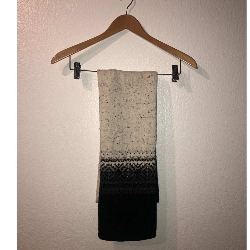 Talbots 10% wool Scarf